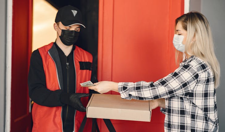 how to become a medical courier?
